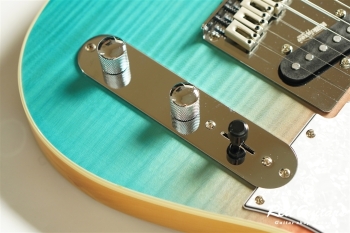 615-AE200LTD - Horizon Red